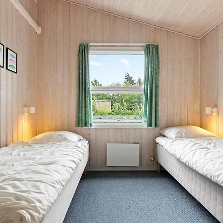 84345-ebeltoft-dovnaeldevej-6